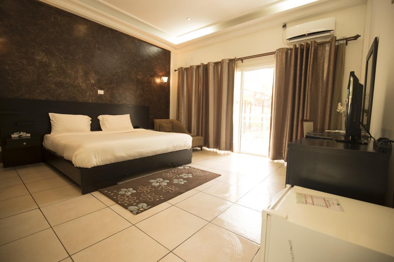 Hotel Palm Beach بوانت نوار المظهر الخارجي الصورة